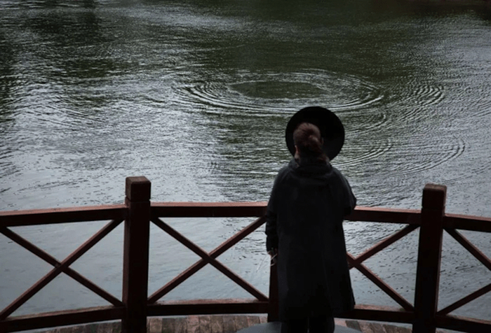 费俊《水曰》互动装置