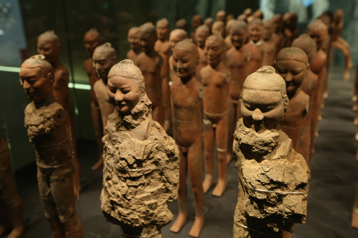 汉阳陵南区外藏坑铠甲武士俑。（图片来源：汉景帝阳陵博物院）