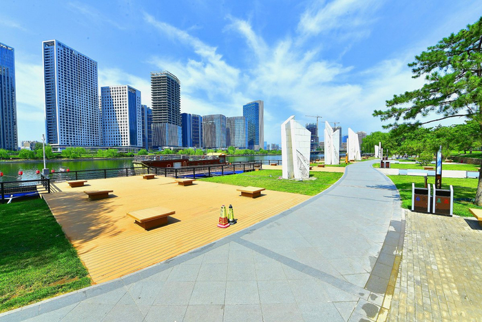 大运河文化旅游景区水岸风光优美。记者 唐建 常鸣/摄