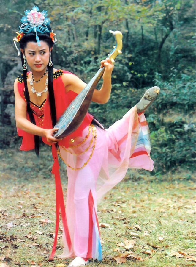 她是86版西游记最神秘的女演员拍戏怪事连连戏后招人跪拜