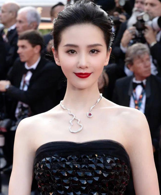 36岁刘诗诗:没整容,没离婚