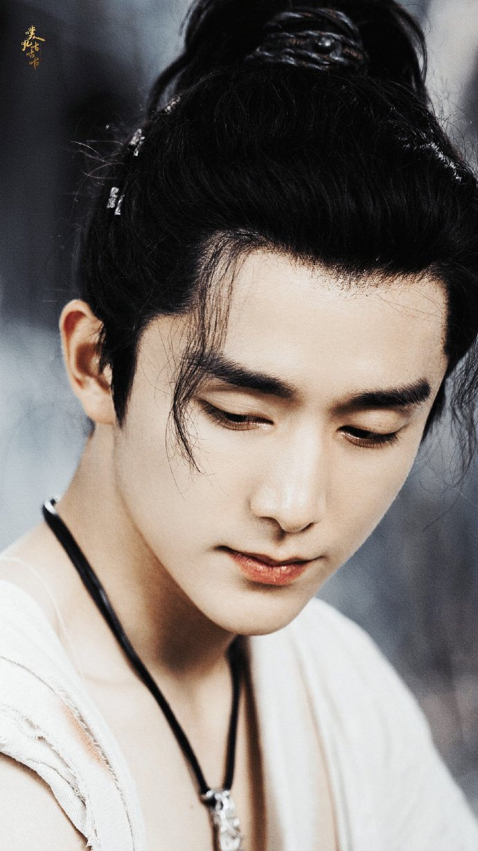 张新成的眼睛真的很有故事感,古装扮相又帅……|张新成|故事|古装扮相