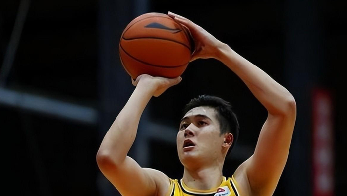 赵岩昊 王庆明回暖,李金效投篮蜕变,朱荣振暴走|王庆明|赵岩昊|朱荣振