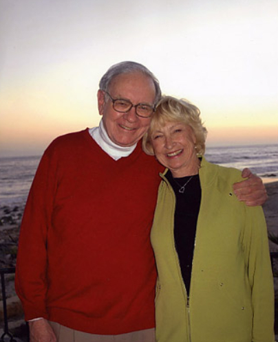 "股神"巴菲特,背后的3个女人|苏珊|巴菲特|凯瑟琳_新浪新闻