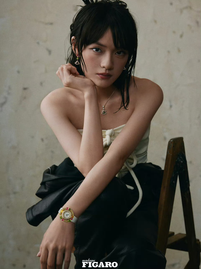 文淇20岁生日为费加罗特别拍摄的一组写真|文淇|费加罗|写真_新浪新闻