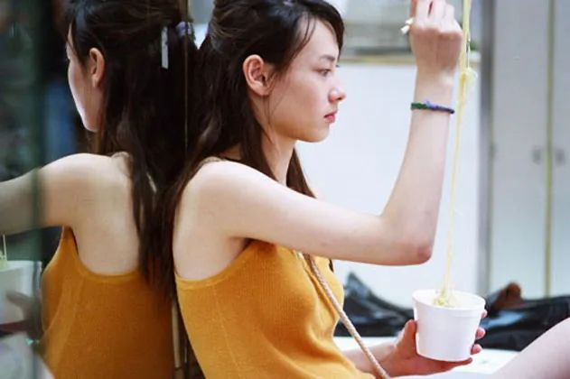 电影《伊莎贝拉》中的梁洛施