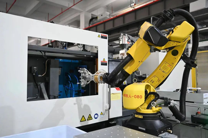 "灯塔工厂"点亮"未来制造"|碳排放|海尔|灯塔_新浪新闻