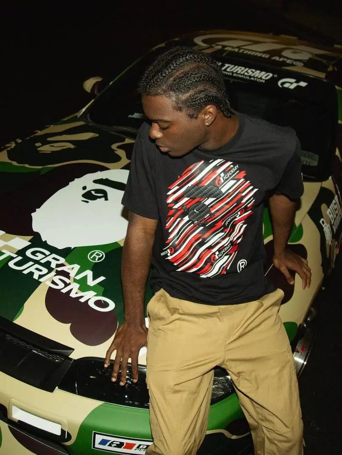 制作人山内一典领衔研发,全球销量超过 1 亿套,并得到法拉利,兰博基尼