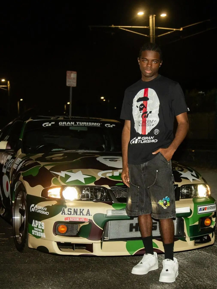 制作人山内一典领衔研发,全球销量超过 1 亿套,并得到法拉利,兰博基尼