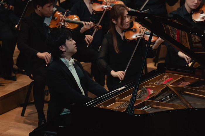 赖嘉静、苏州交响乐团和青年艺术家陈子希演出