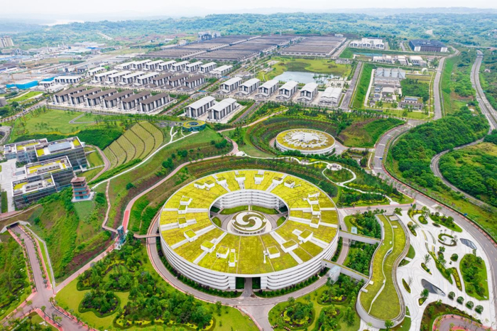 ▲泸州老窖黄舣酿酒生态园区