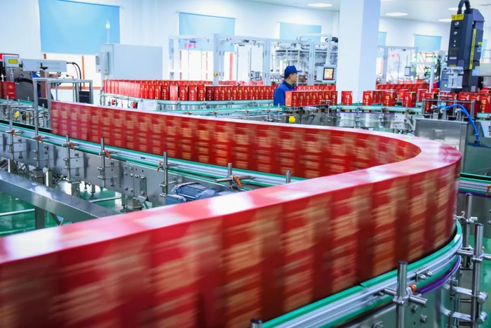 ▲泸州老窖自动化灌装生产区