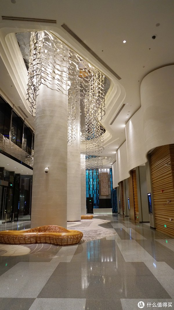 山海天同框霓虹共星光三亚傲途格精选酒店180度全海景套房入住体验