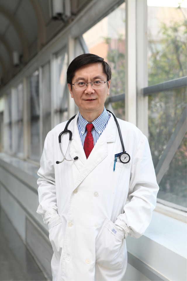 肝病专家贾继东。受访者供图