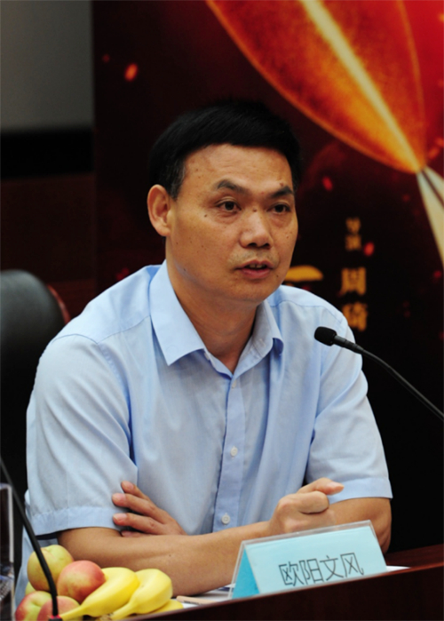 湖南邵阳县委宣传部彭茂华部长进一步介绍了本片拍摄情况.