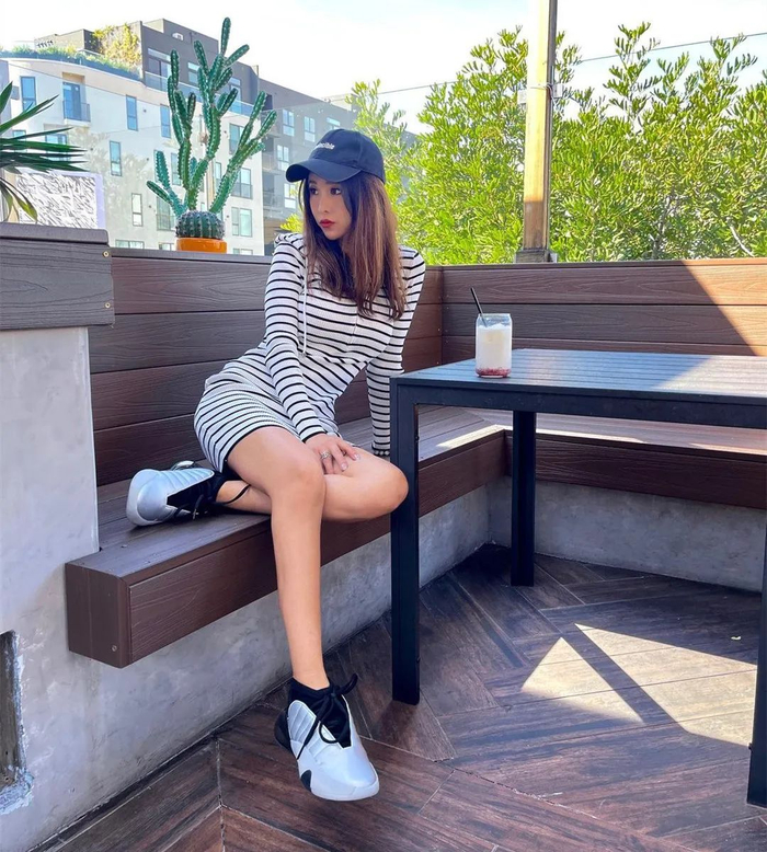 周玲安|哈登|张曼源_新浪新闻