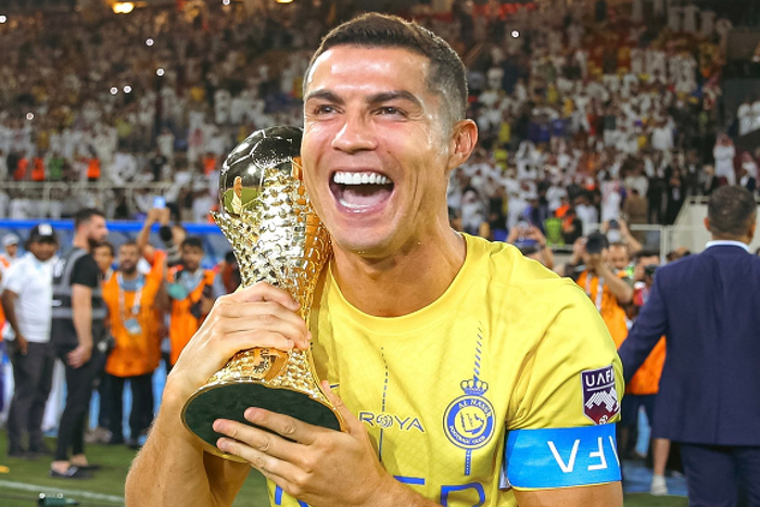 c罗首战亚冠官方晒照剑指冠军傅明执法赢球将晋级正赛