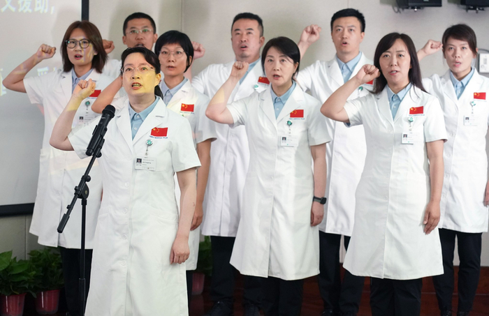 第2批援瓦努阿图中国医疗队出征授旗活动在京举行