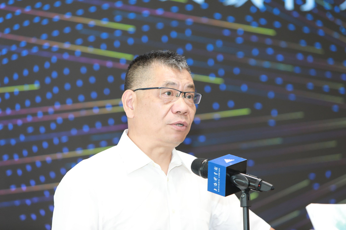 吴国平