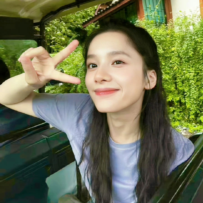 张婧仪这几张真的很适合做头像|张真|头像|张婧仪_新浪新闻