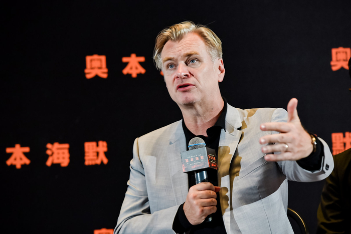 诺兰在《奥本海默》中国首映礼上