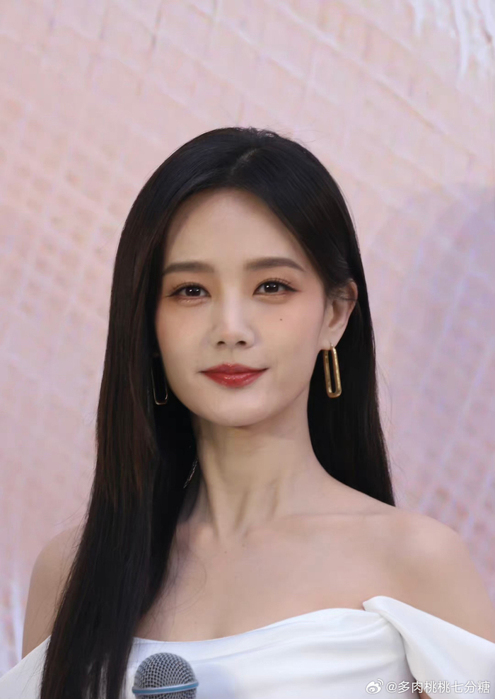 李一桐生图大赏,好精致的美_新浪新闻