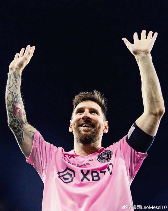 梅西加盟梅迈阿密国际数据: 进球:10 93 助攻:3 96 奖杯:1