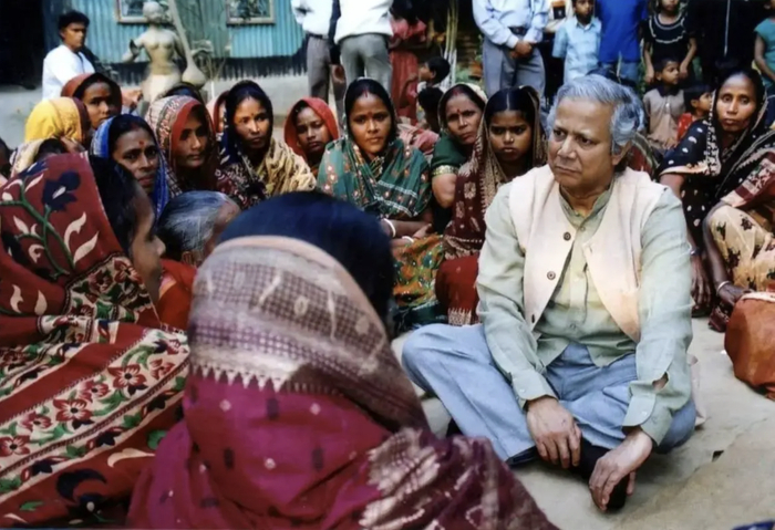 “穷人的银行家”尤努斯教授