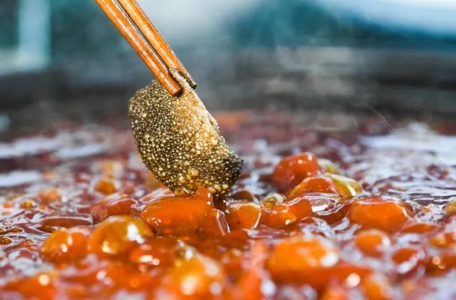 ▲重庆火锅（新华社记者 王全超 摄）