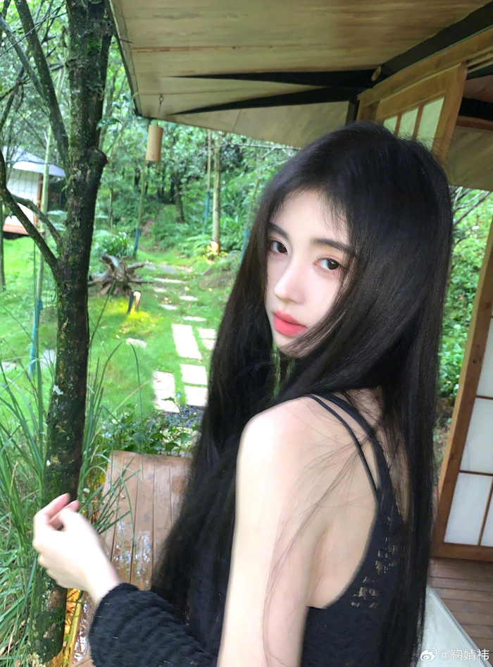 鞠婧祎最新随拍,夏日清爽活力的小鞠,好喜欢分享日常的美女|鞠婧祎
