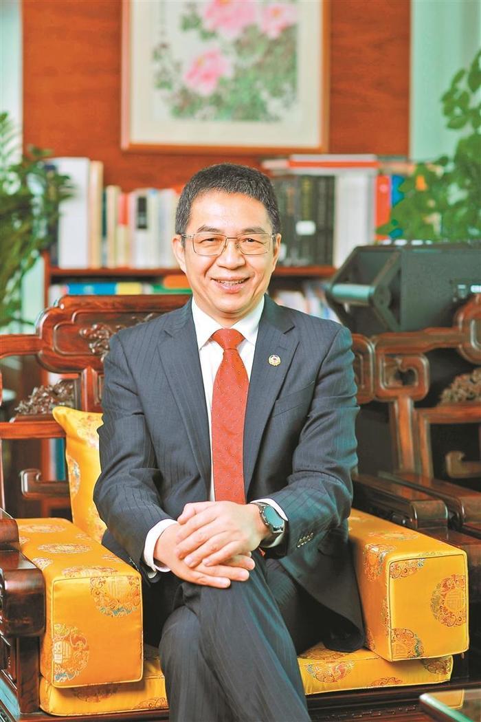 海王集团执行总裁高锦民深圳的包容开放鼓舞我们