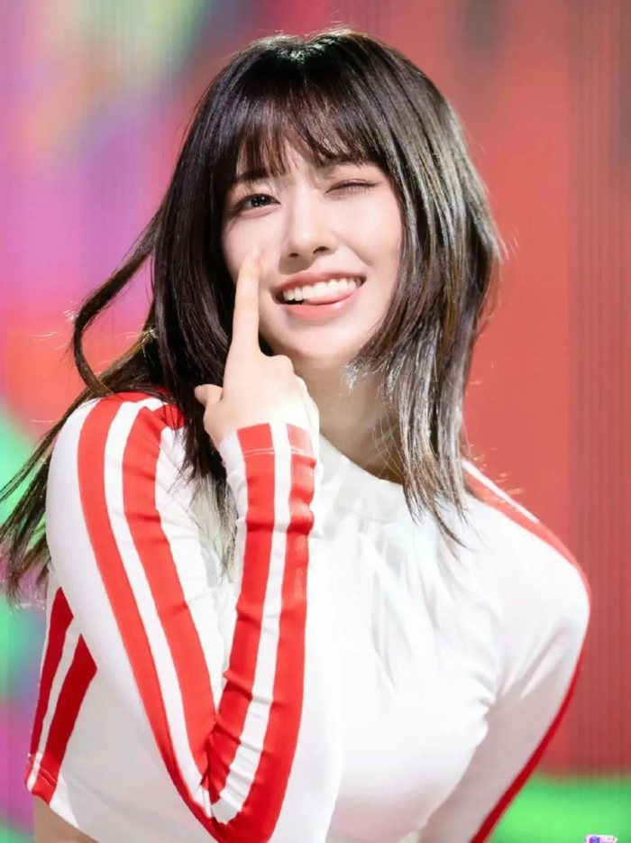 >浓颜和短发有多搭?看看twice朴志效?