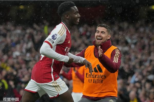 阿森纳离逆转只差一步。