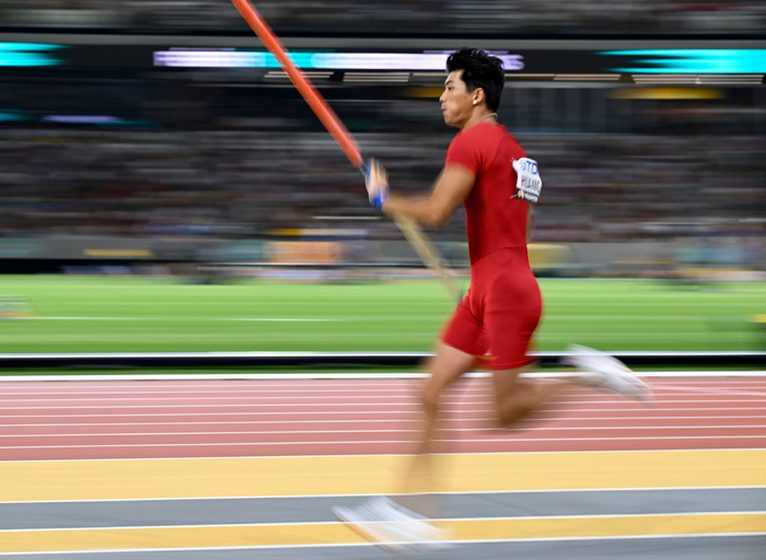 男子撑杆跳高，黄博凯获第6名。  图/新华社