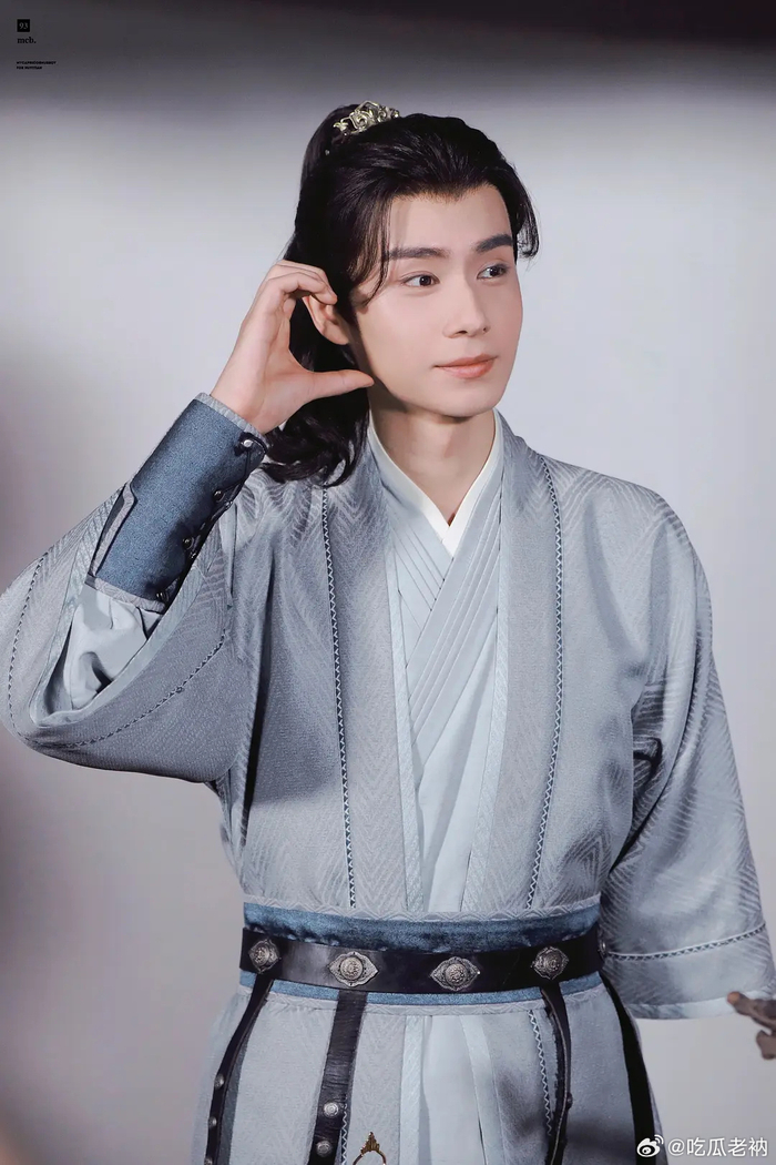 站姐拍的胡一天古装,是不是好起来了……|胡一天_新浪新闻