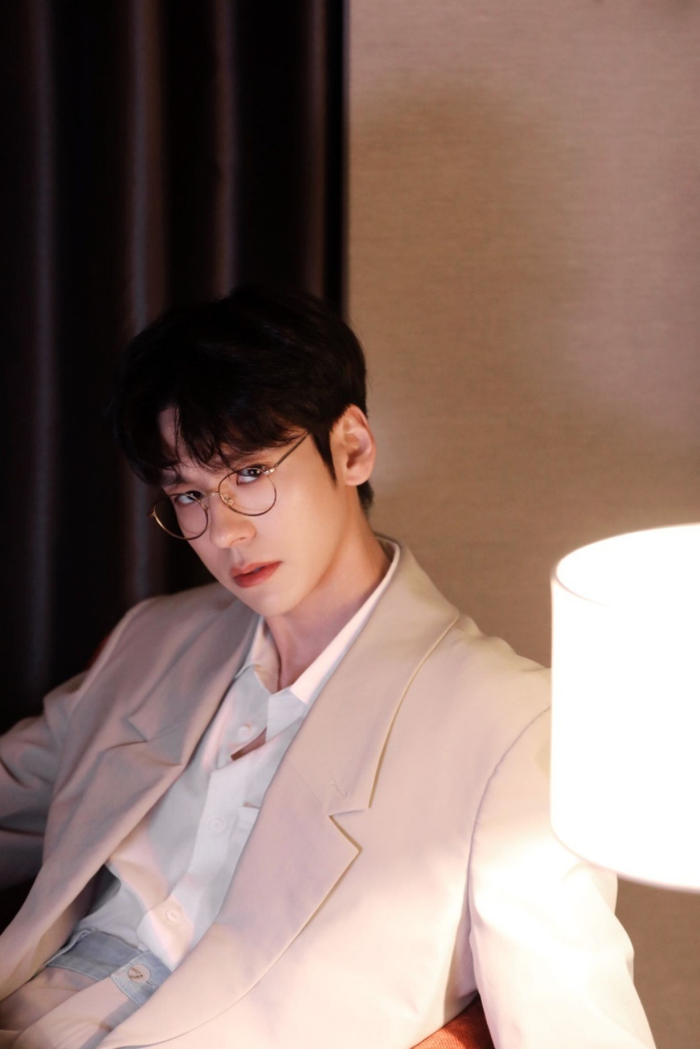 魏哲鸣183的身高170的脸