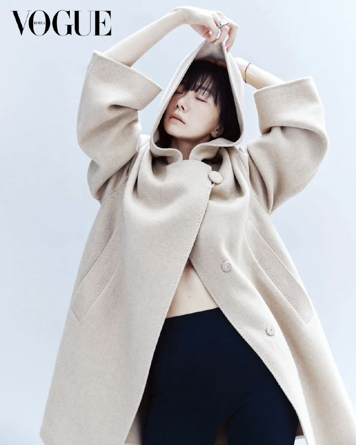 裴斗娜的一组最新写真 清冷气质独一份|裴斗娜_新浪新闻