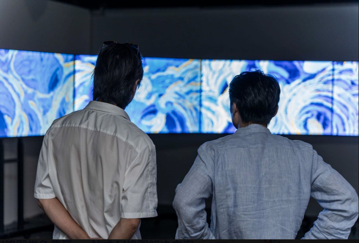 展览现场，郑达的作品《感知游戏》