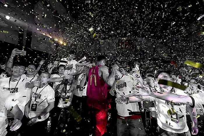 图源：微博 @易建联中文网