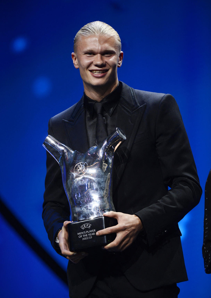 23岁哈兰德当选欧洲足球先生他感言我喜欢瓜帅对我大喊