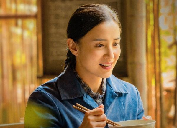 宋佳将在大山里的女校中出演张桂梅校长