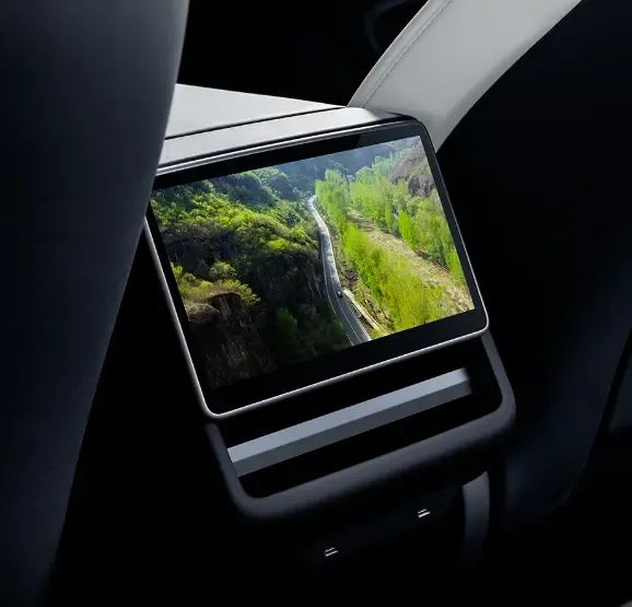 前后双屏联动屏幕换挡2599万起新款model3有哪些改变