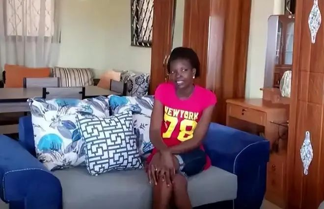 Rose在乌干达卖家具