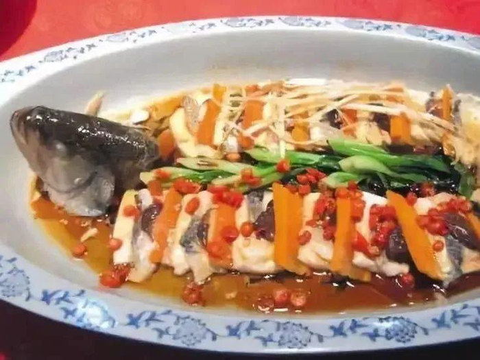 东平全鱼宴,泰山豆腐宴