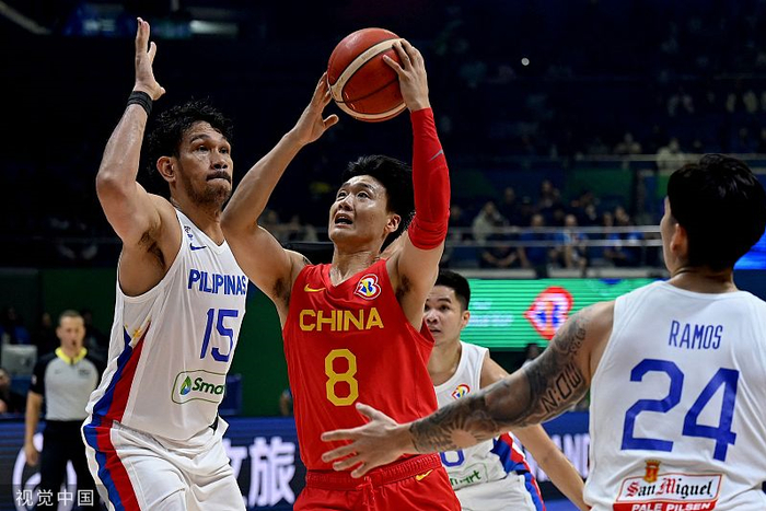 当地时间2023年9月2日，菲律宾，2023男篮世界杯17-32位小组赛，中国男篮Vs菲律宾男篮。图源：视觉中国