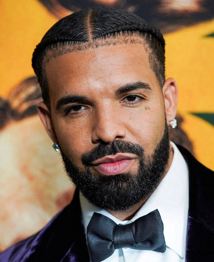 公鸭drake在最近的一次演出中透露……|公鸭|单身|交往_新浪新闻