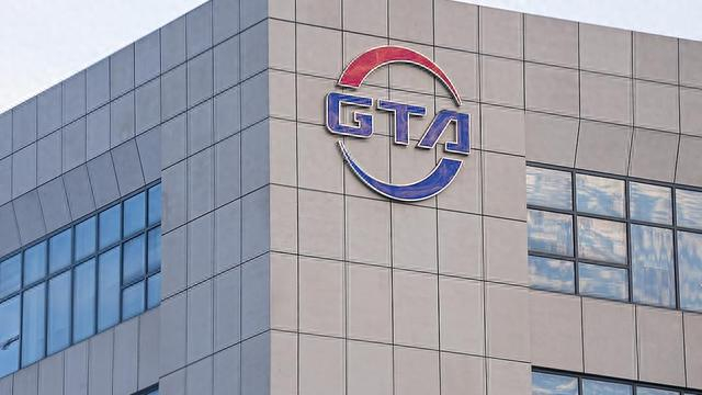 2022年9月11日，位于上海临港新片区的积塔半导体公司。 视觉中国 资料图