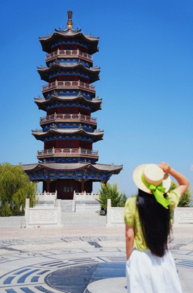 山西偏关是一个宝藏旅游城市风景壮丽长城和黄河在这里握手