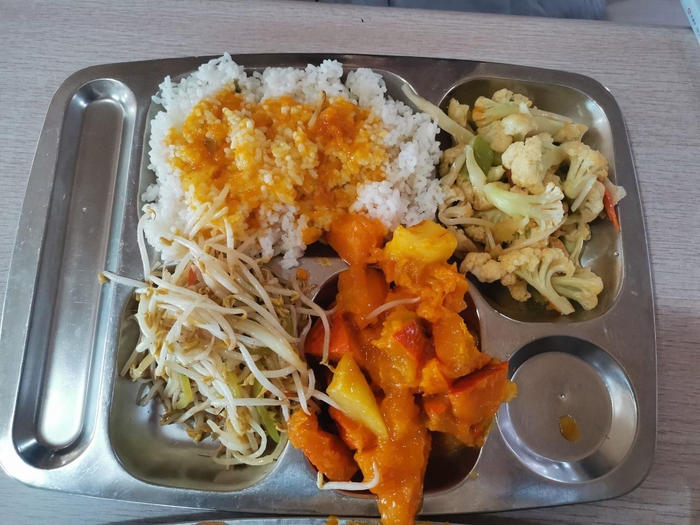 长春高校食堂美食大比拼 吉林动画学院