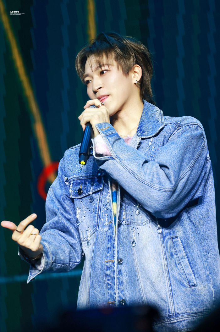 丨康康发现了什么好东西 @赞多santa 10月28日上海演出获批!